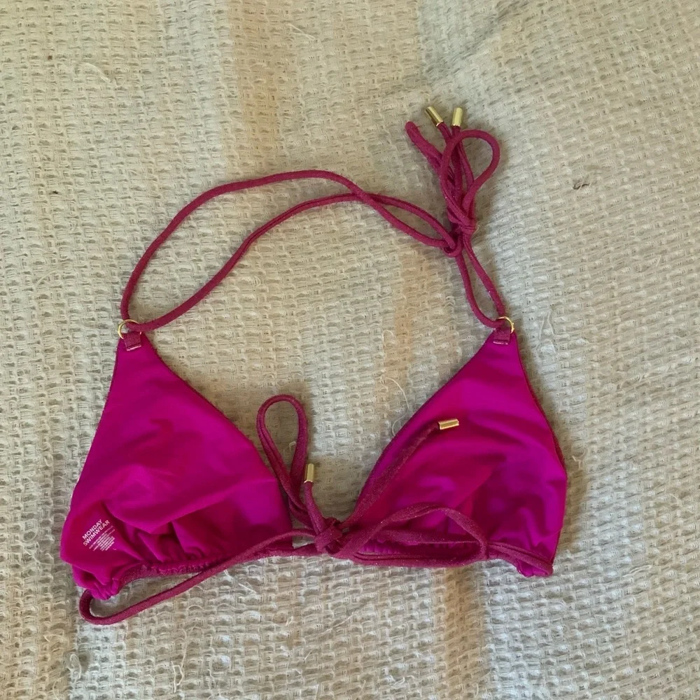 Monday Swimwear Hanalei Fuchsia Pink Berry Shimmer Triangle Bikini Top Large